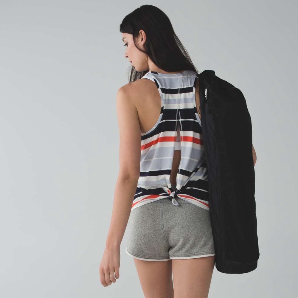 Lululemon All Tied Up Tank Top Striped Size 4 - Picture 7 of 8